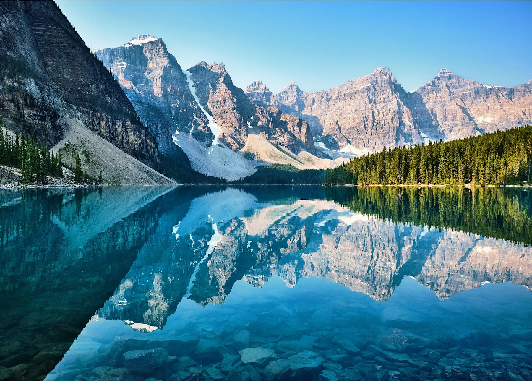Moraine Lake in Alberta, used here instead of a game image